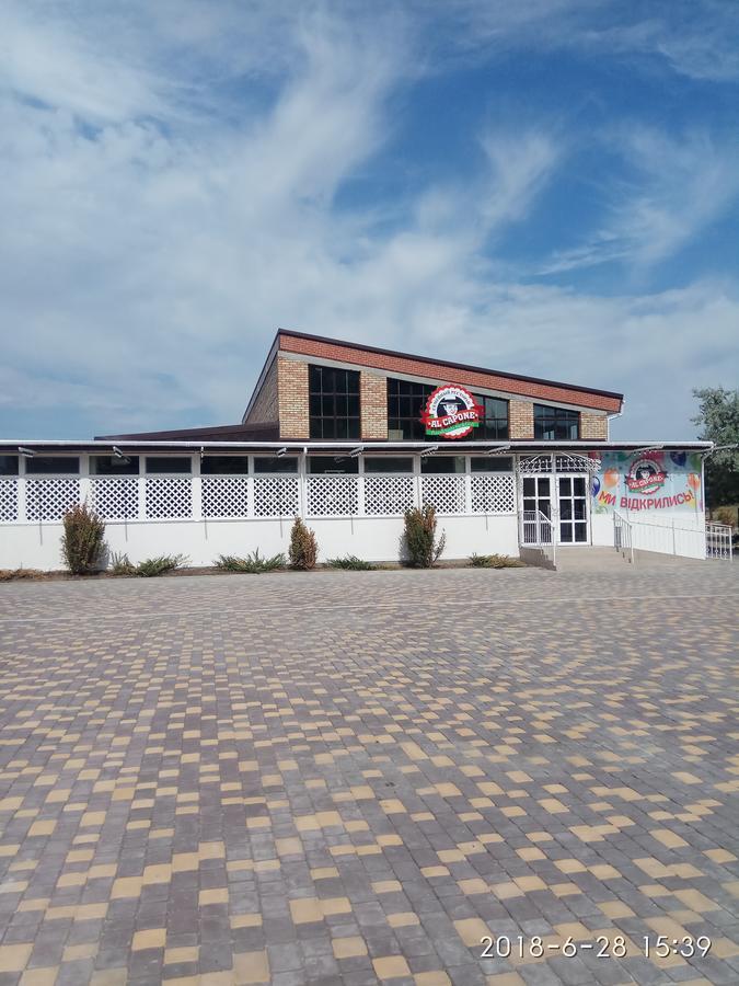 Hôtel Aqua Marina à Kherson Extérieur photo